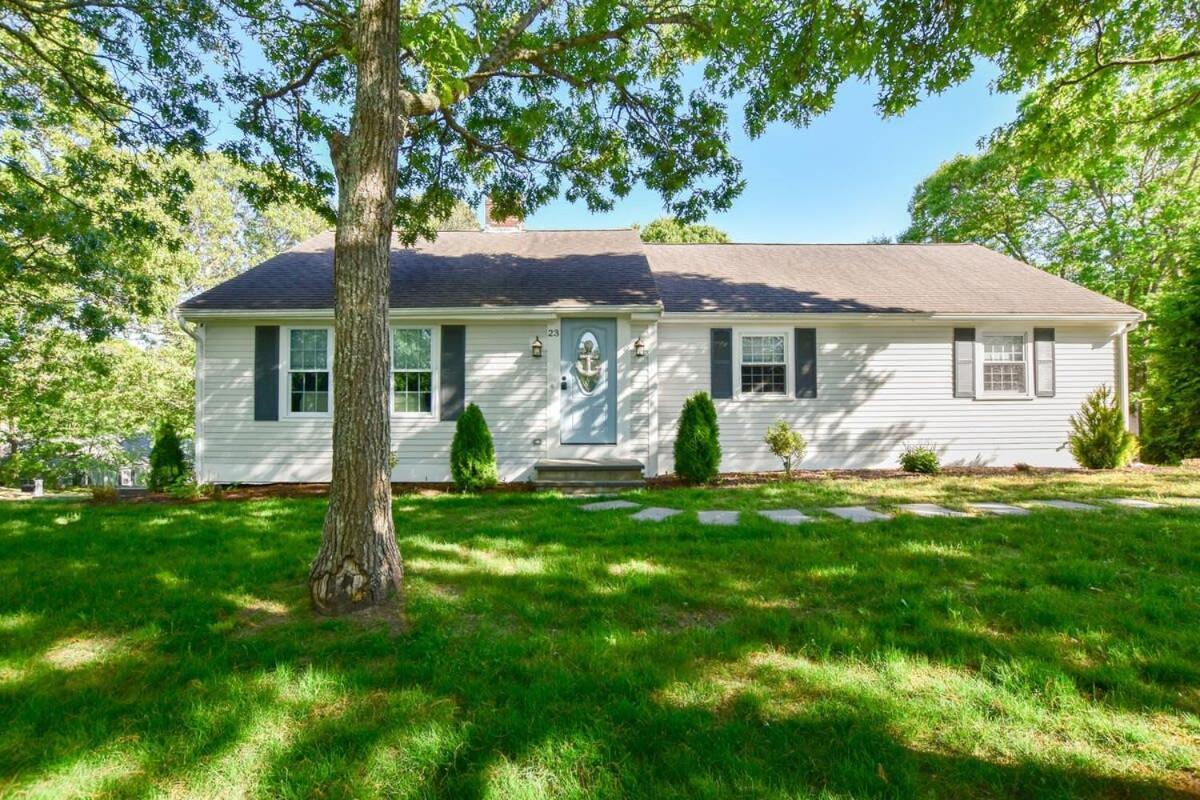 Spacious New Kitchen Central A C Villa Yarmouth Exterior photo